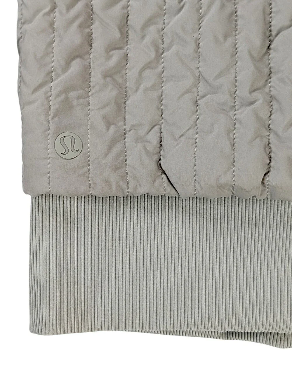Lululemon Reversible Bomber Jacket Women’s Size 8 Quilted Zip Up
